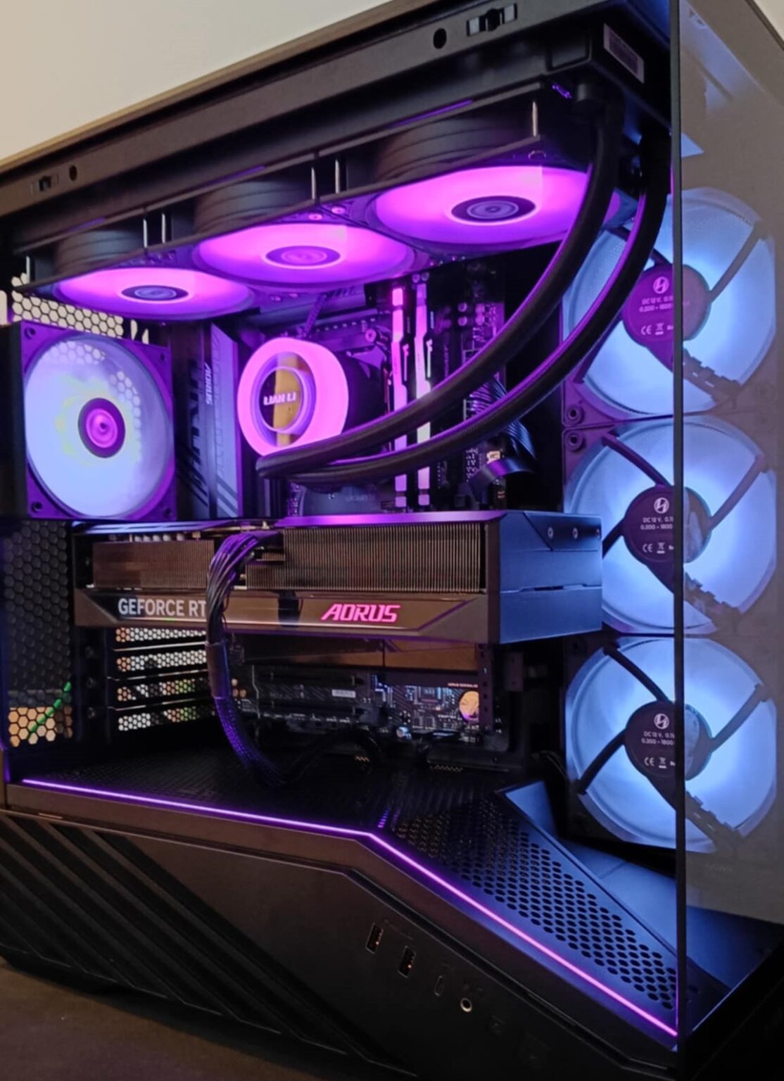 ecd7b9b3-5d57-4a63-b005-34f332548a0b